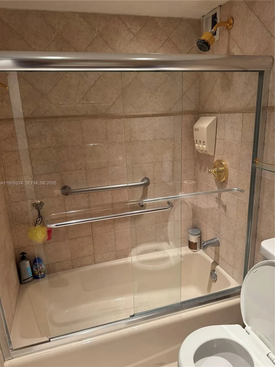 800 NE 195th St # 714, Miami, FL 33179 photo 12