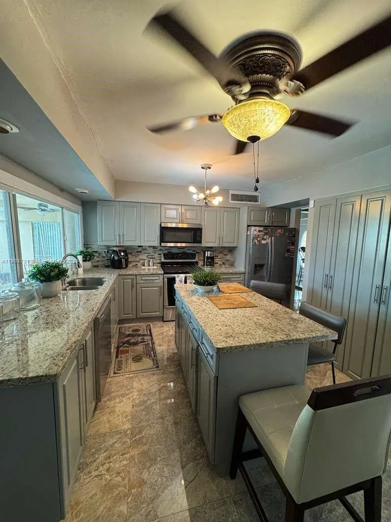 6391 SW 34th St, Miramar, FL 33023 photo 5
