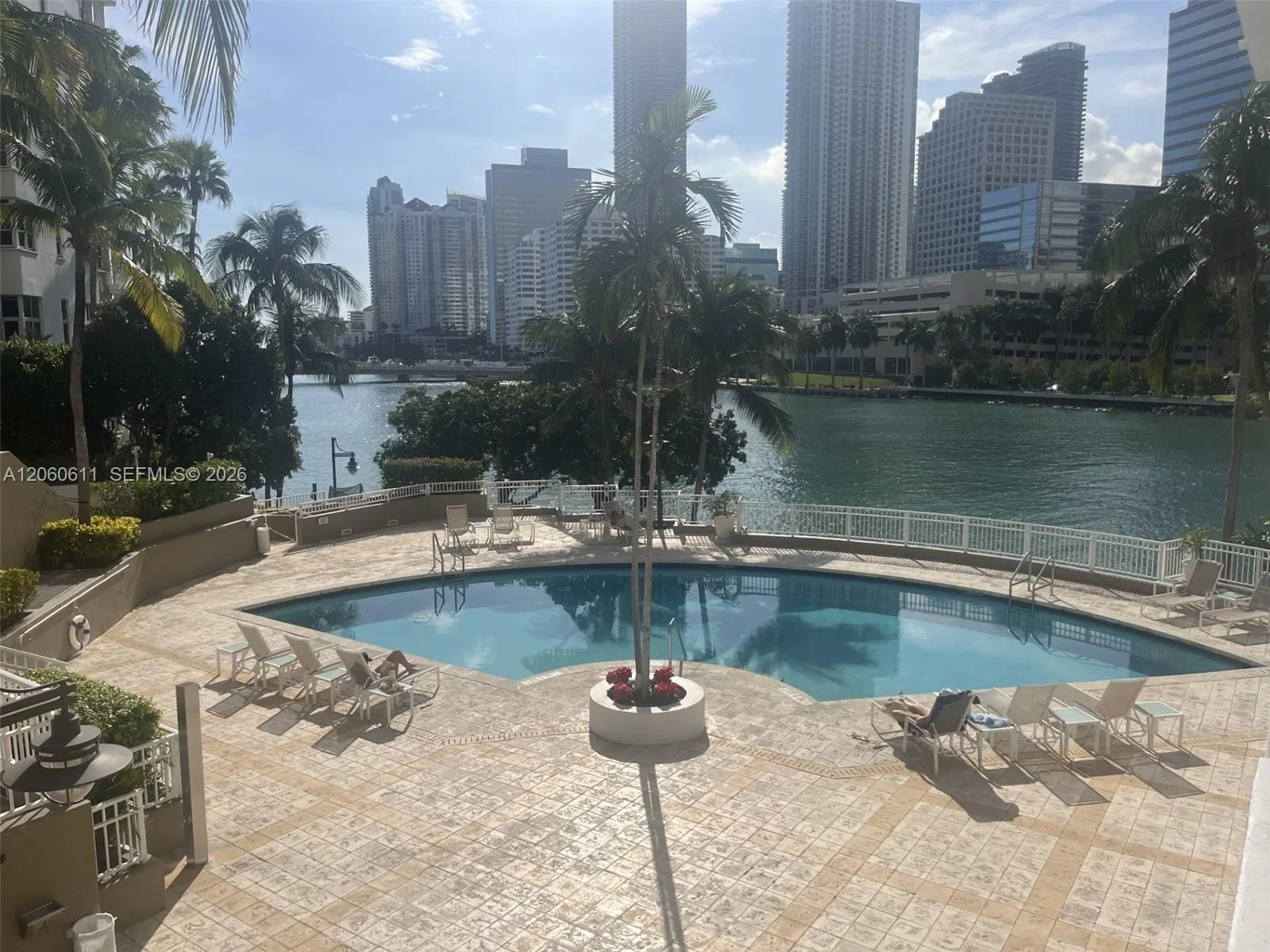 801 Brickell Key Blvd # 2509, Miami, FL 33131