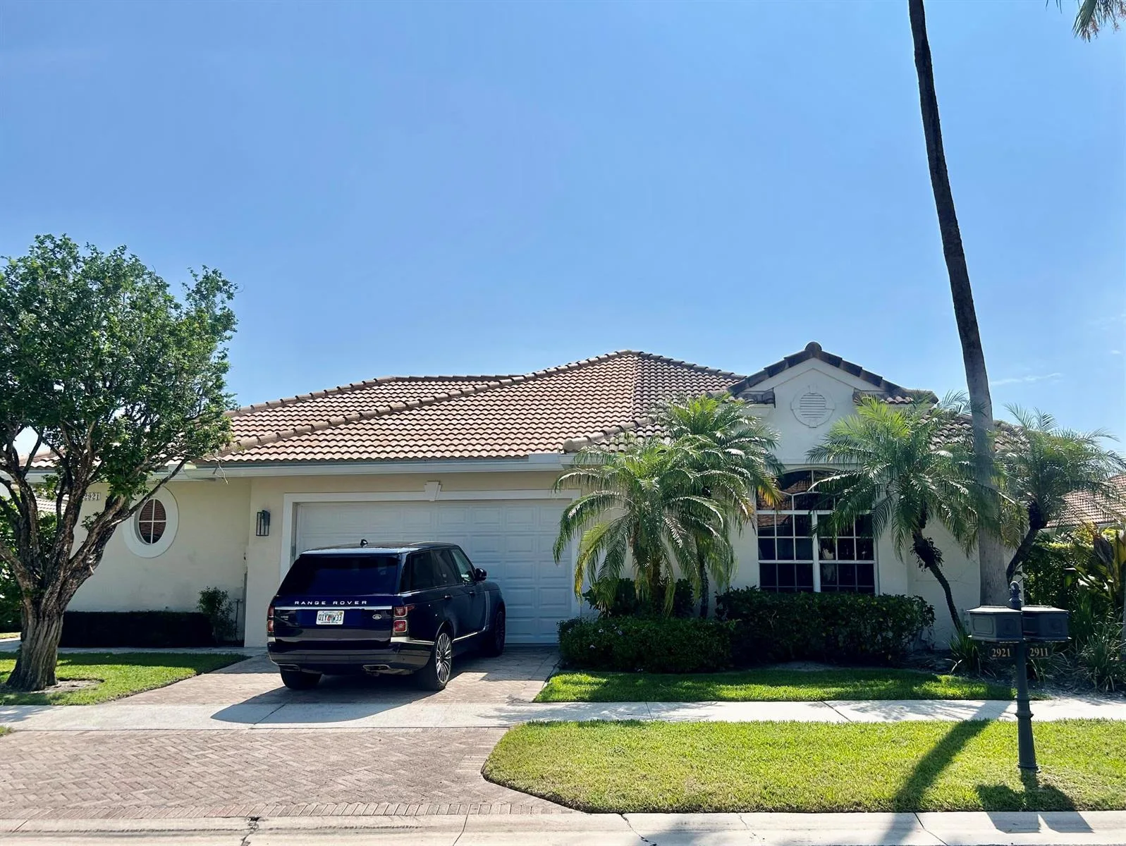 2921 Twin Oaks Way, Wellington, FL 33414