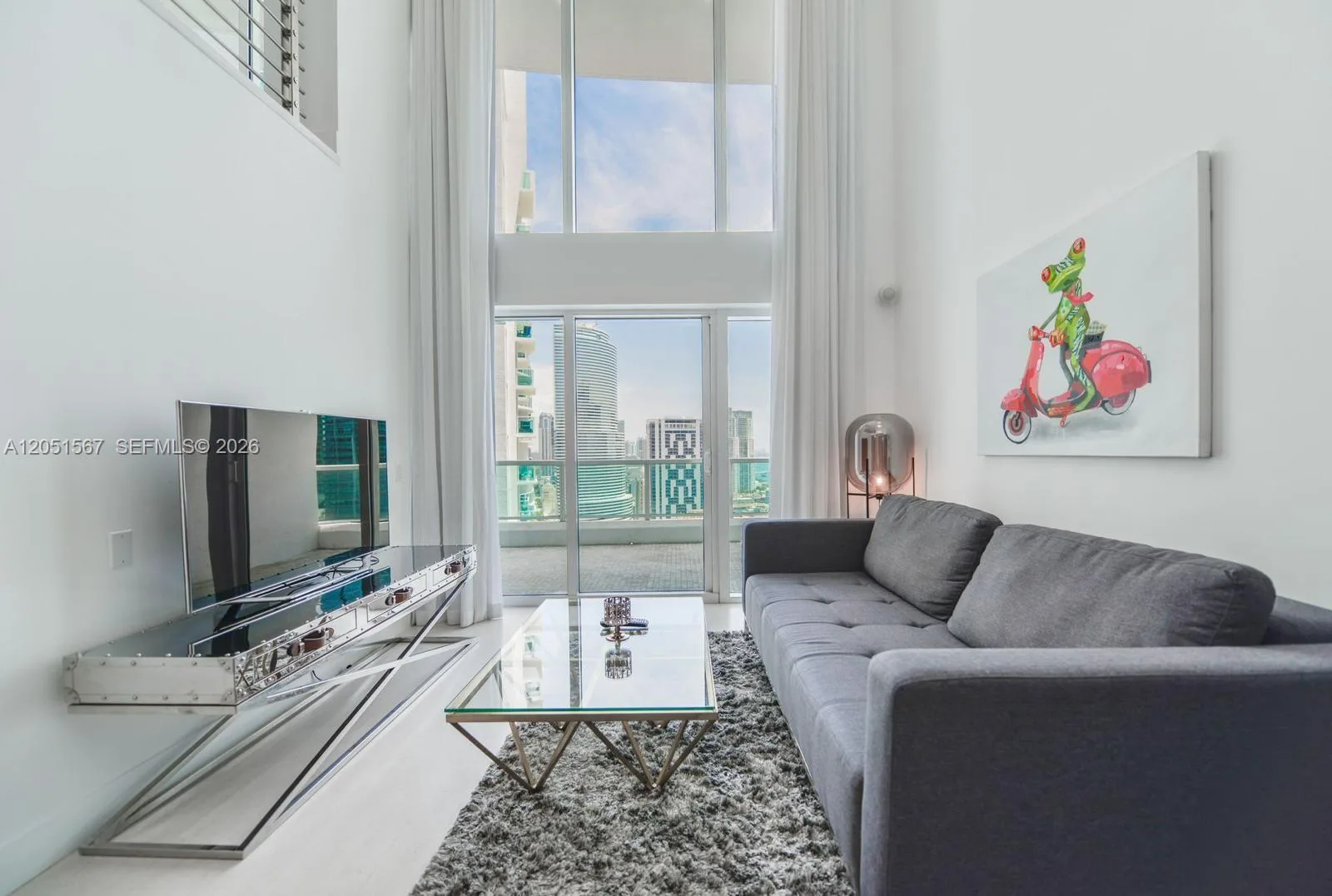 41 SE 5th St # 2009, Miami, FL 33131 photo 2