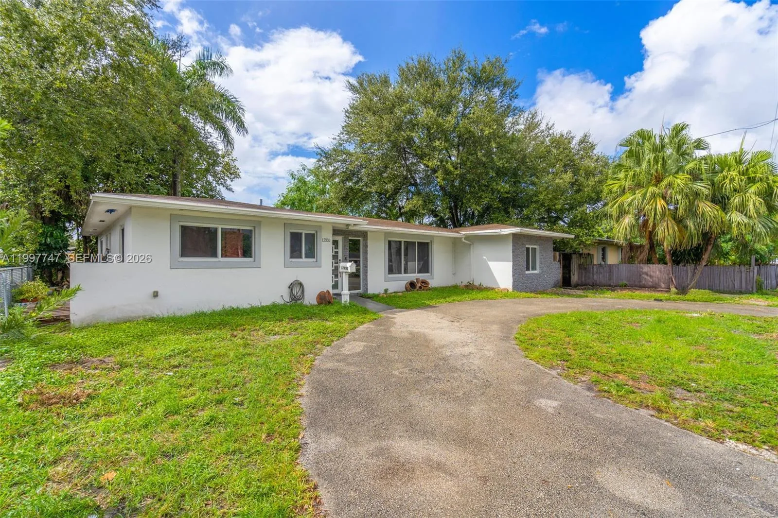 17930 NE 6th Ave, North Miami Beach, FL 33162 photo 2