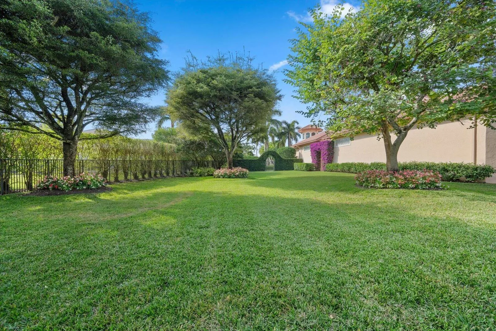 3678 Touch Of Class Court, Wellington, FL 33414 photo 10