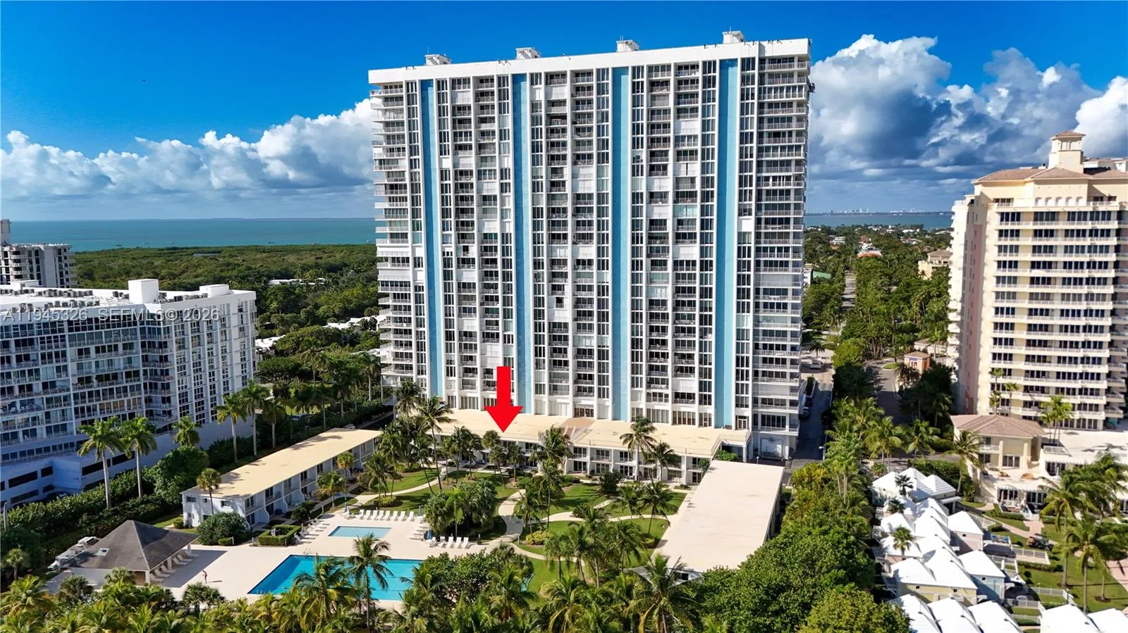 881 Ocean Dr # TH15, Key Biscayne, FL 33149 photo 3