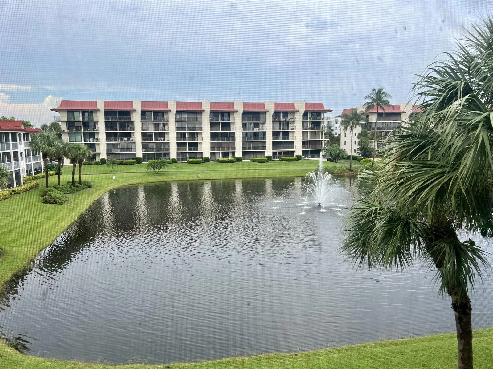 108 Half Moon Circle # B3, Hypoluxo, FL 33462 photo 2