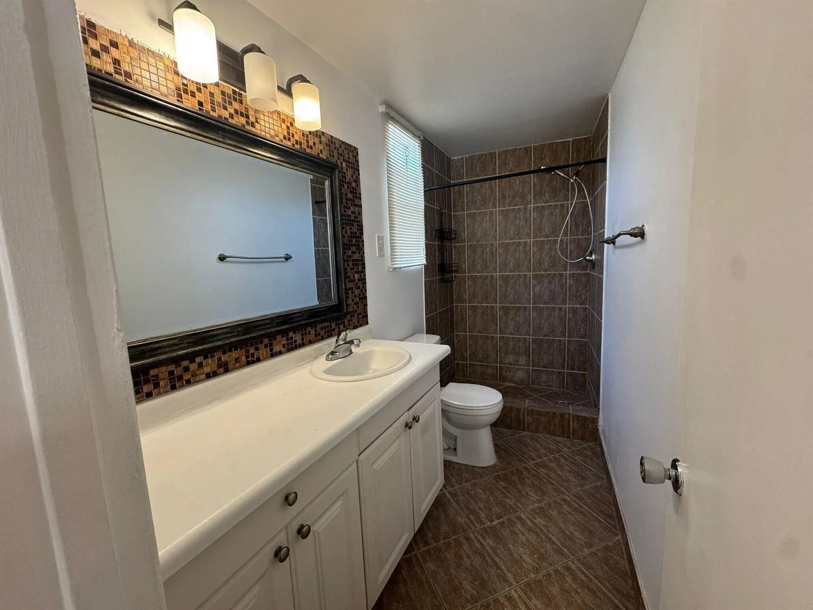 1311 NE 42ND Street, Pompano Beach, FL 33064 photo 9