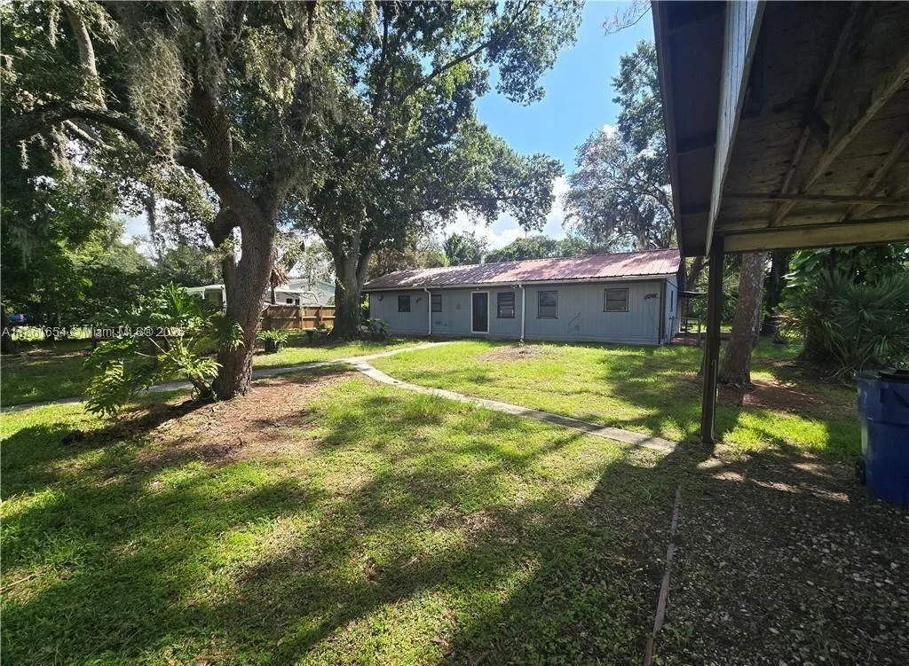 1400 Randall Rd, Sebring, FL 33872 photo 2