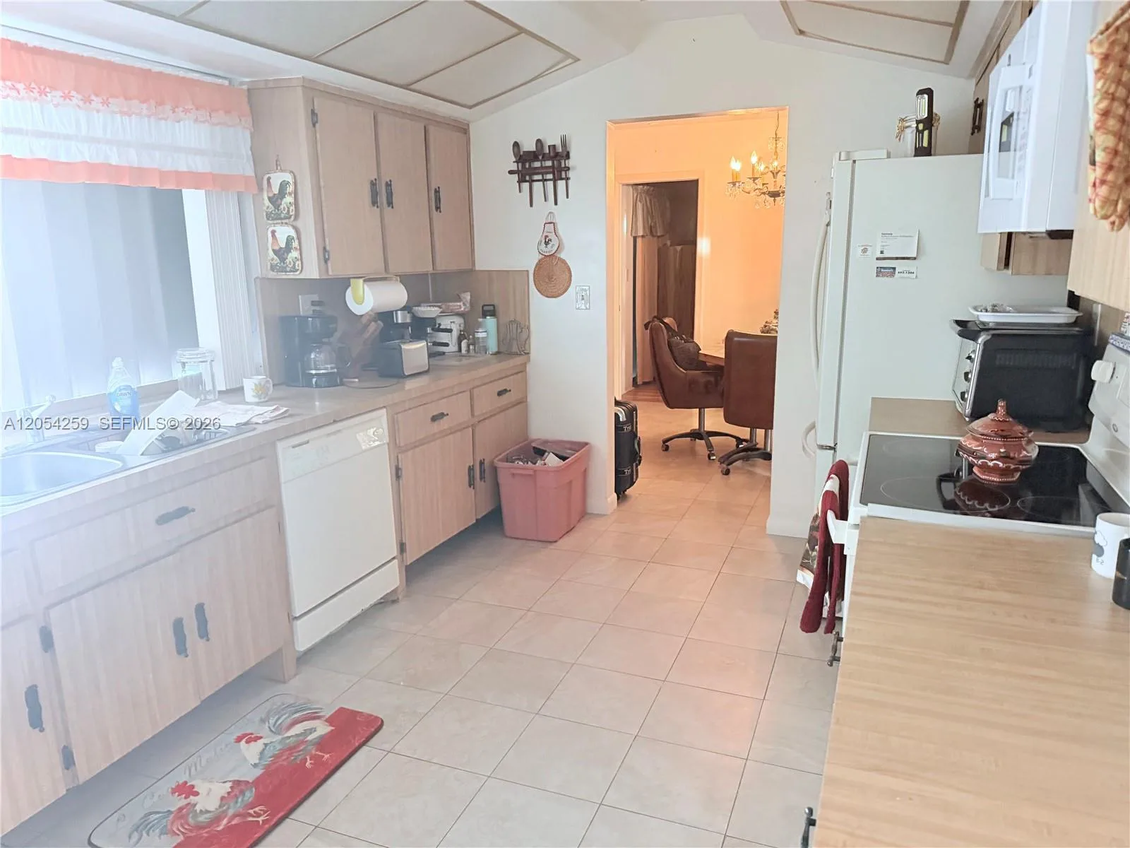 21105 NW Miami Ct, Miami Gardens, FL 33169 photo 5
