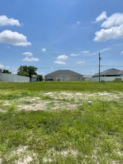 2702 NE 7TH AVE, Cape Coral, FL 33909 photo 4
