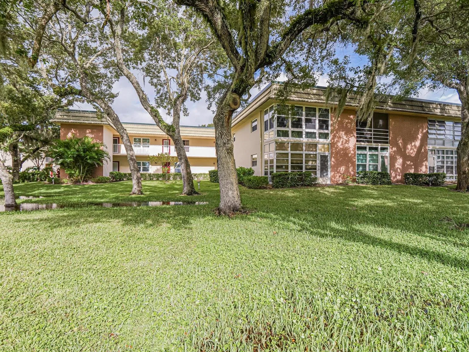 6 Vista Gardens Trail # 201, Vero Beach, FL 32962