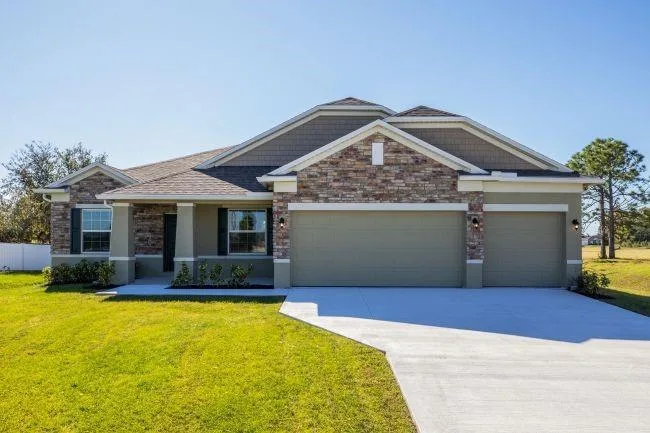8746 103rd Avenue, Vero Beach, FL 32967