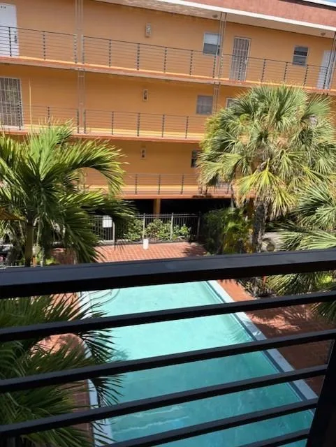 365 NE 125th Street # 305, North Miami, FL 33161 photo 12