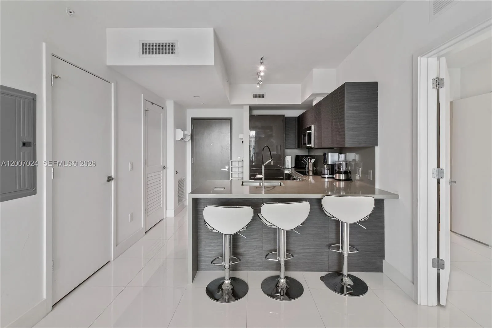 1080 Brickell Ave # 3502, Miami, FL 33131 photo 7