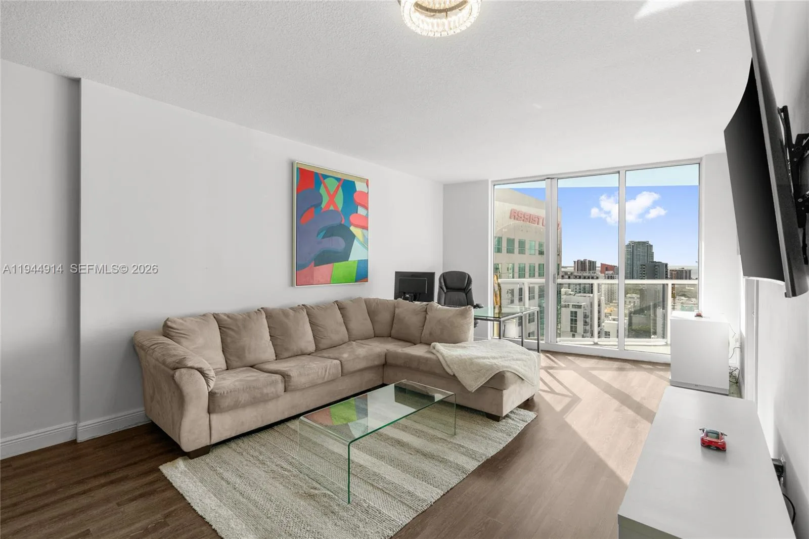 185 SW 7th St # 2702, Miami, FL 33130 photo 11