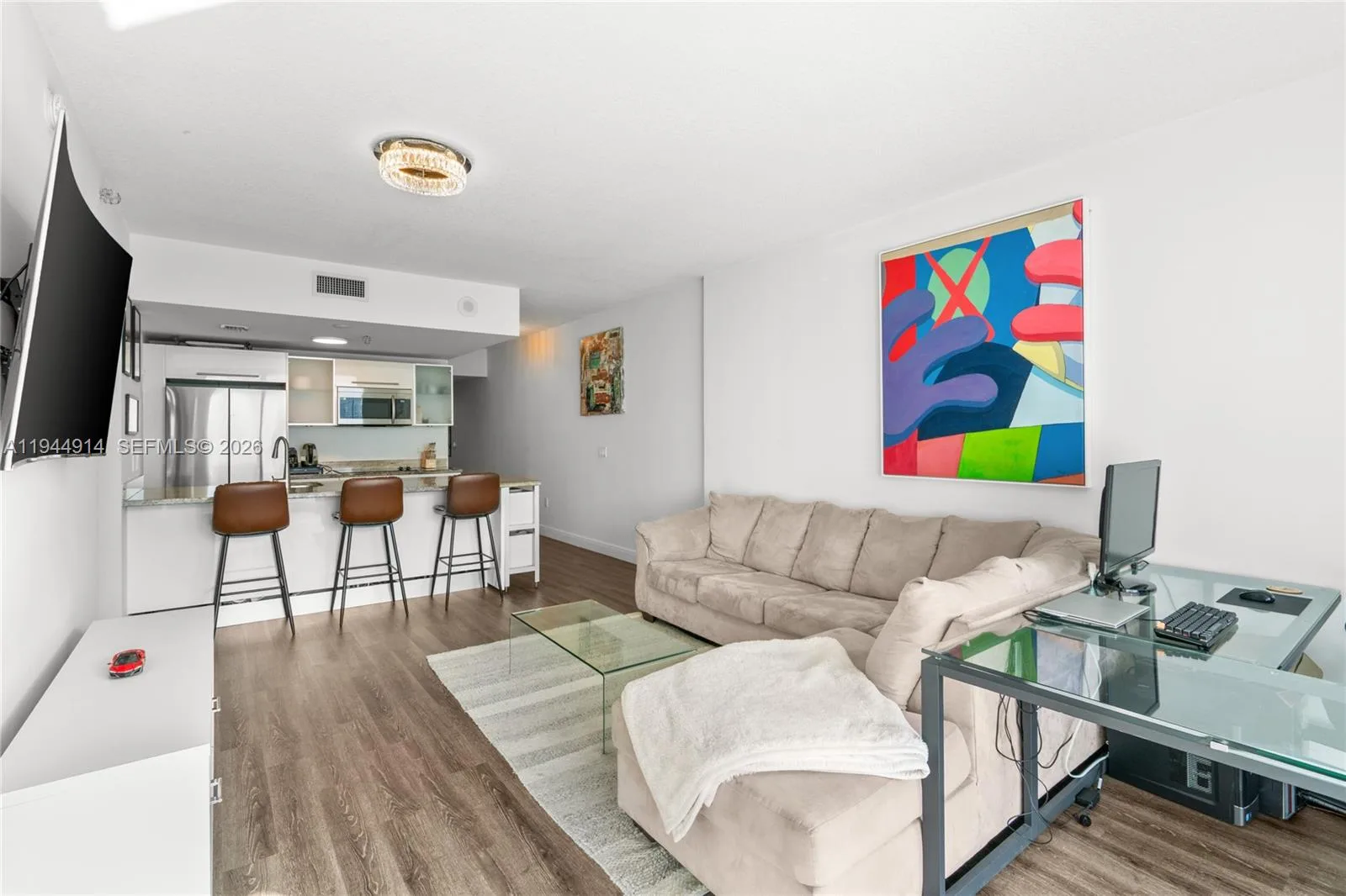 185 SW 7th St # 2702, Miami, FL 33130 photo 12