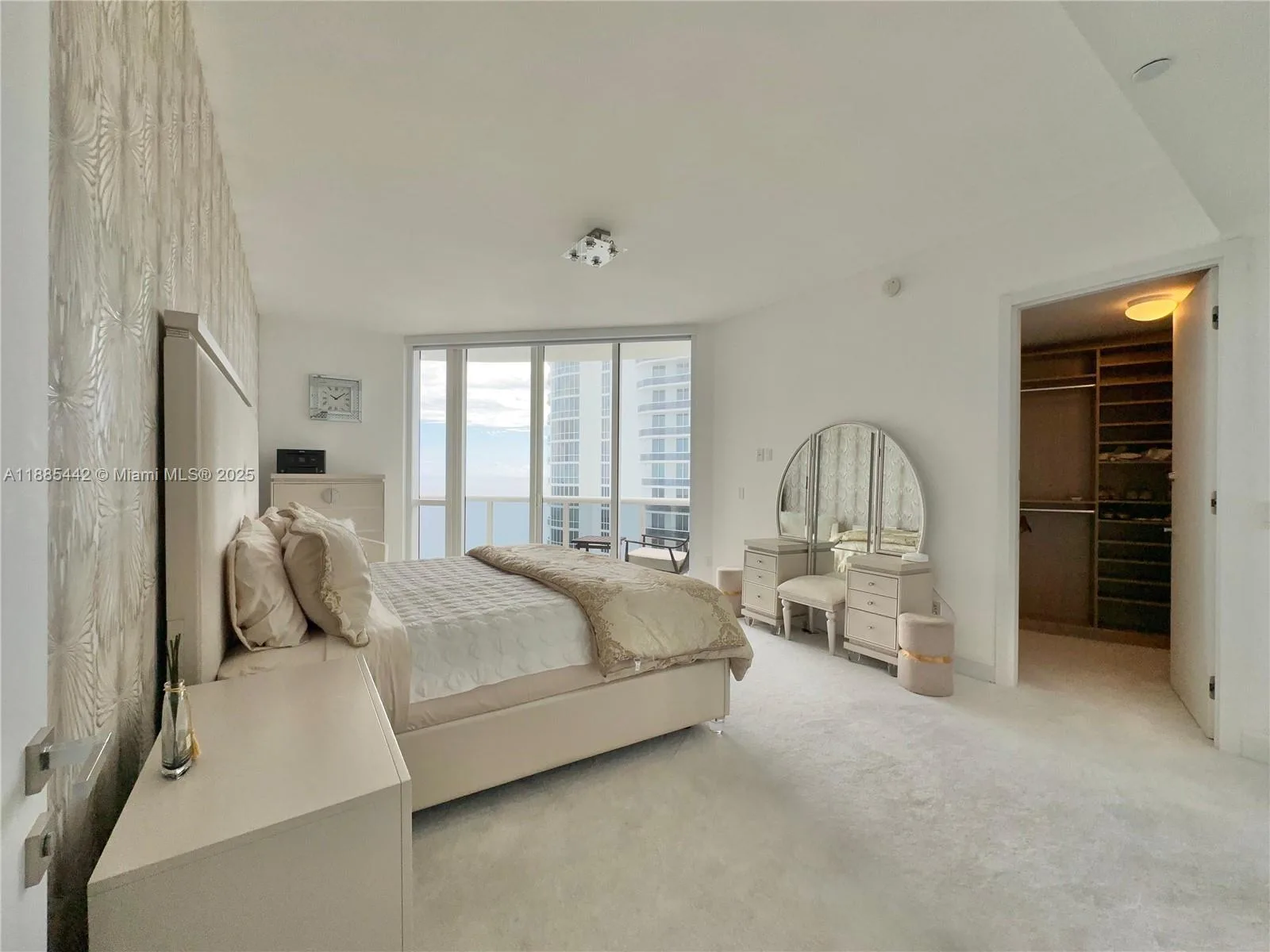 15901 Collins Ave # 2406, Sunny Isles Beach, FL 33160 photo 13