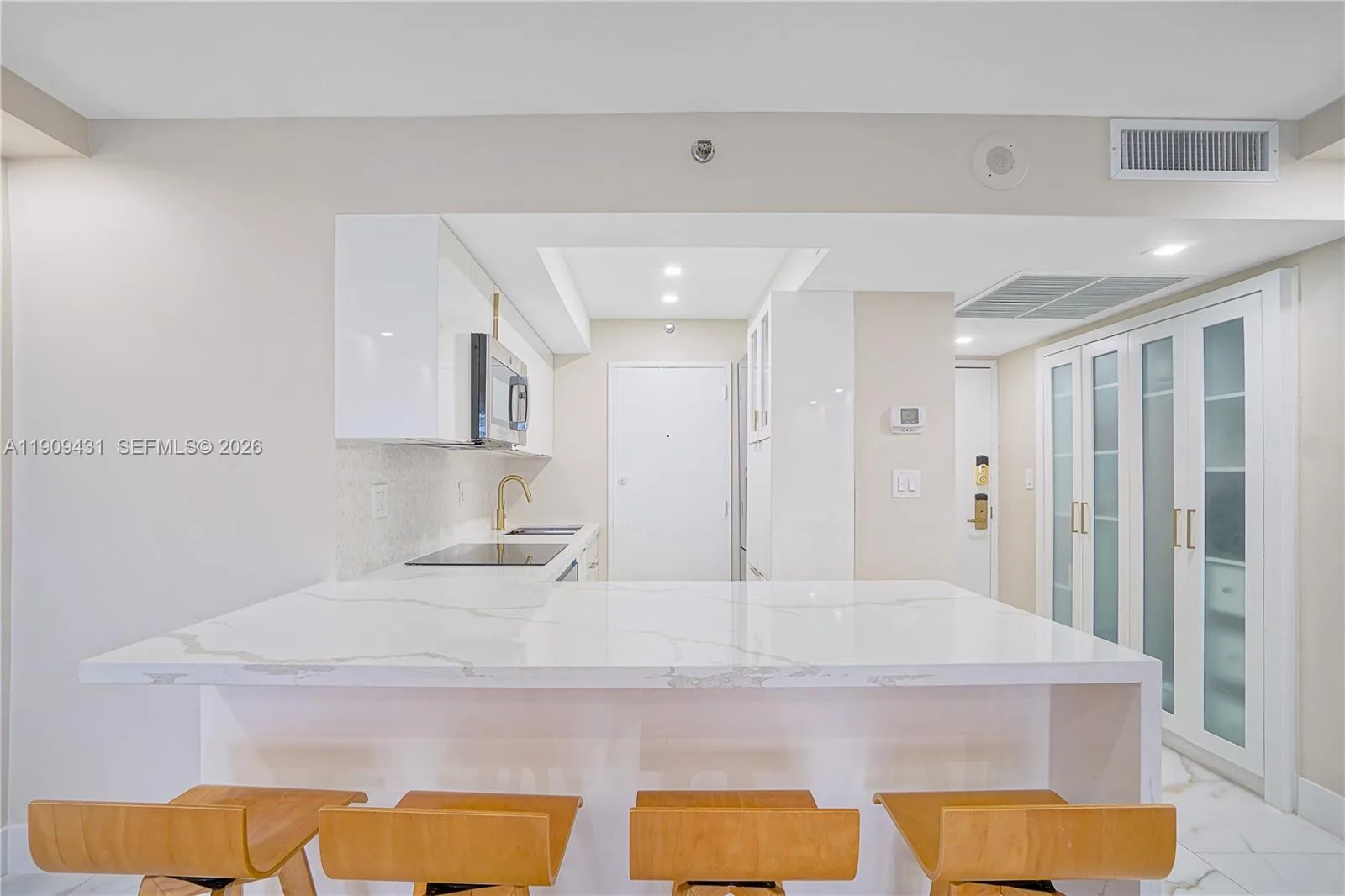 5225 Collins Ave # 1403, Miami Beach, FL 33140 photo 6
