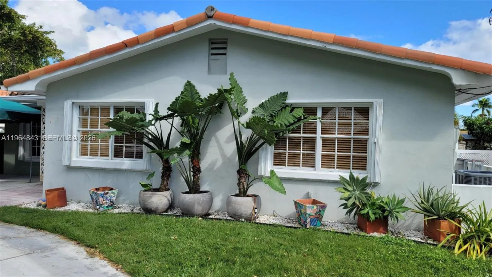 12945 Cherry Rd, North Miami, FL 33181 photo 2