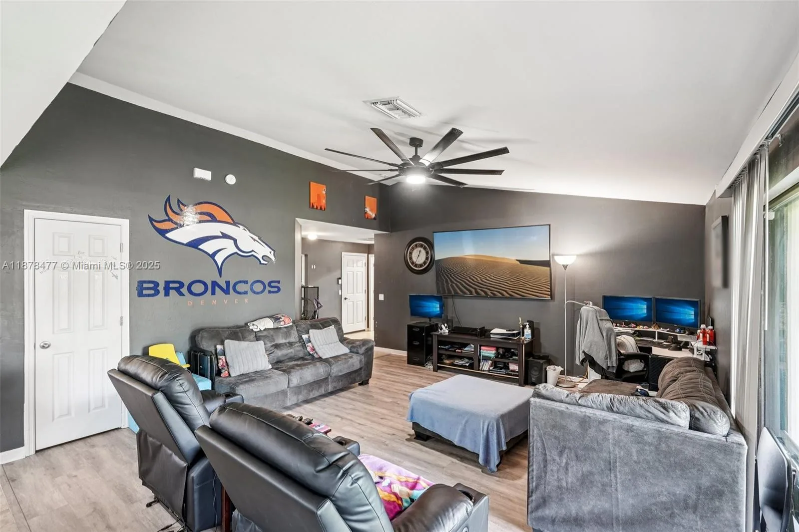 230 NE 9th ave, Cape Coral, FL 33909 photo 3