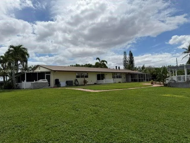18901 SW 63rd St, Southwest Ranches, FL 33332 photo 11