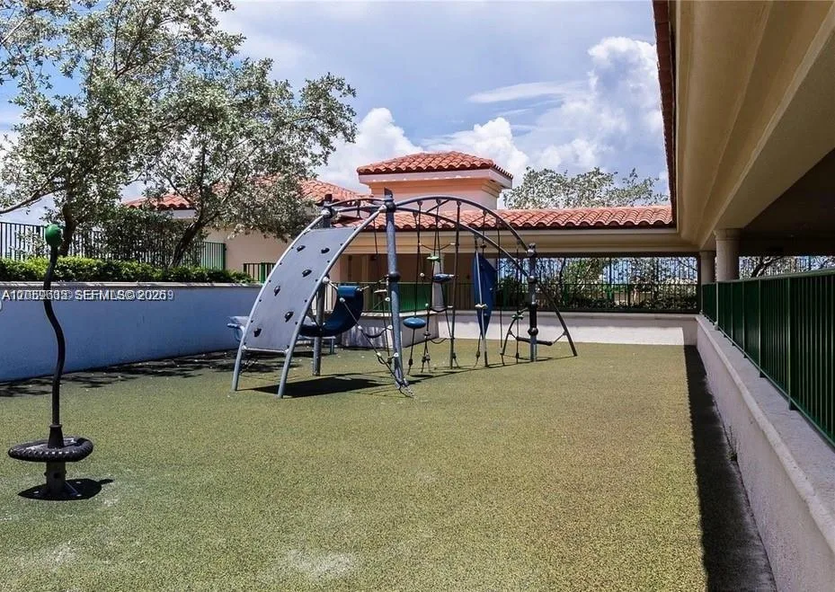 19900 E Country Club Dr # 310, Aventura, FL 33180 photo 12