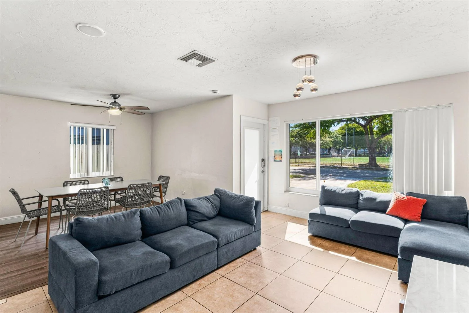 1121 N 66th Terrace, Hollywood, FL 33024 photo 10