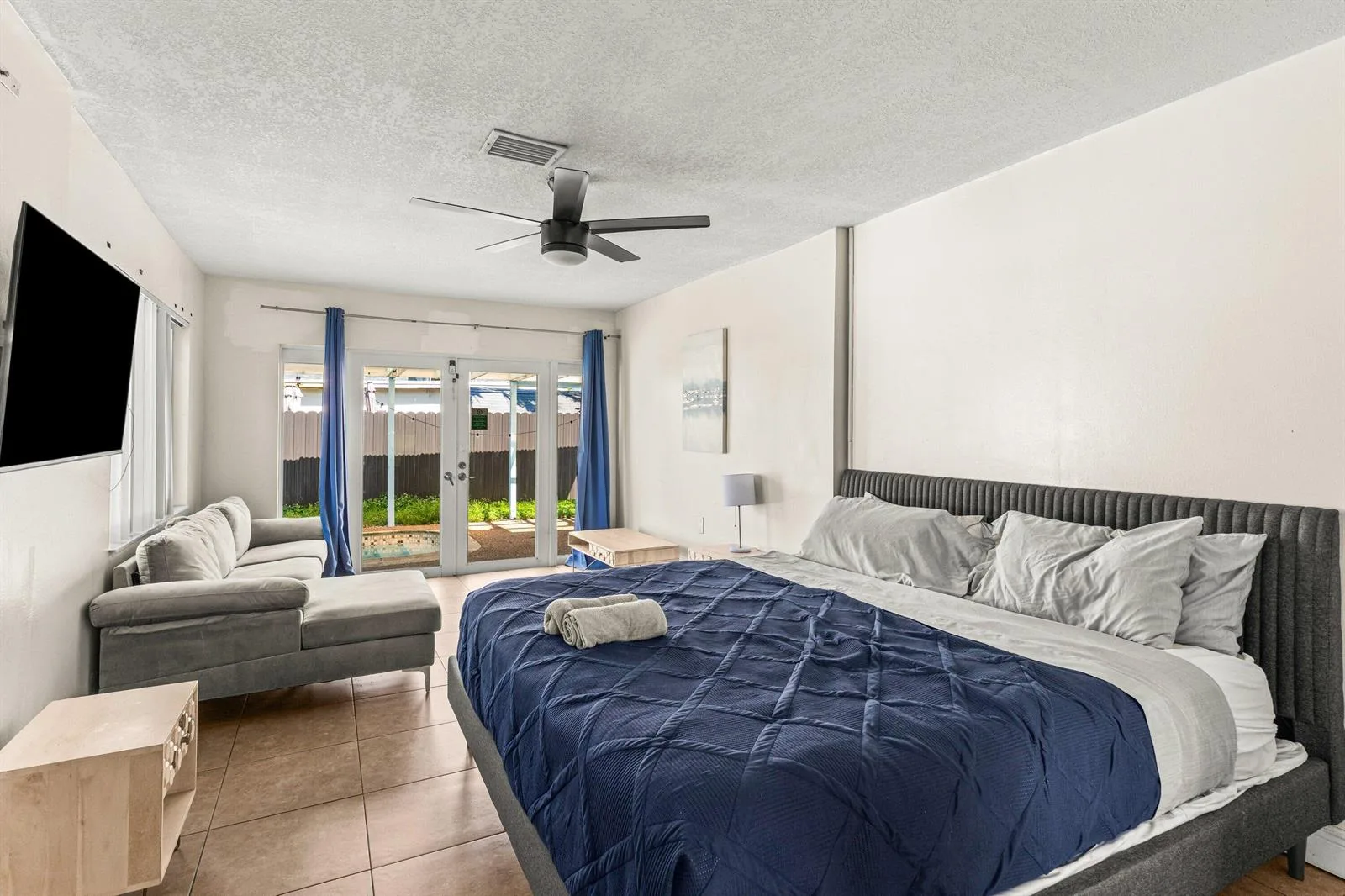 1121 N 66th Terrace, Hollywood, FL 33024 photo 13