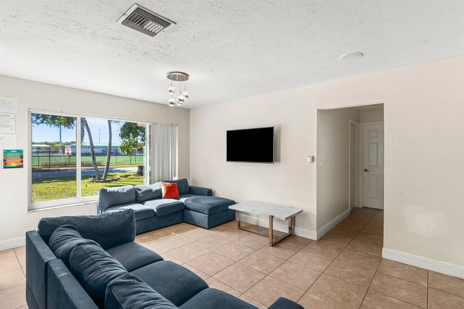 1121 N 66th Terrace, Hollywood, FL 33024 photo 8