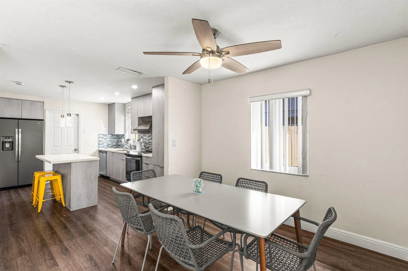 1121 N 66th Terrace, Hollywood, FL 33024 photo 9