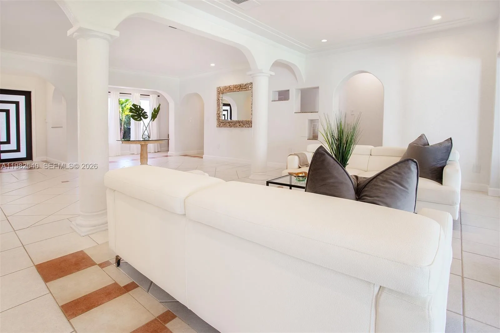 100 SW 26th Rd, Miami, FL 33129 photo 4