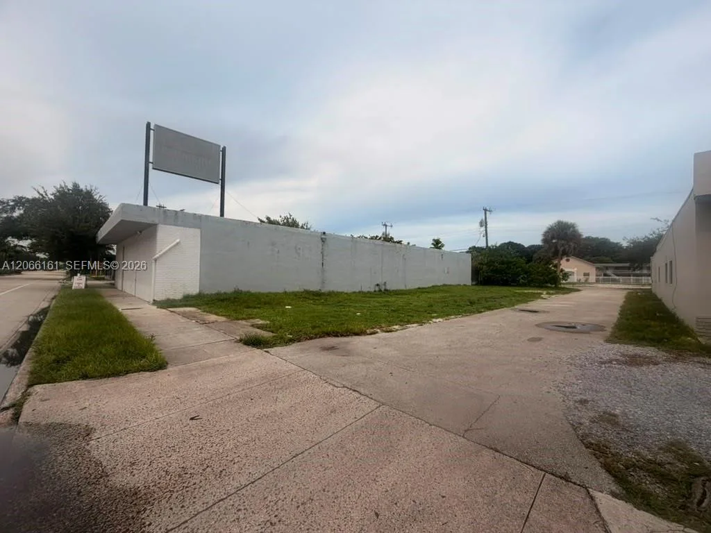 1408 NE 4th Ave, Fort Lauderdale, FL 33304 photo 5