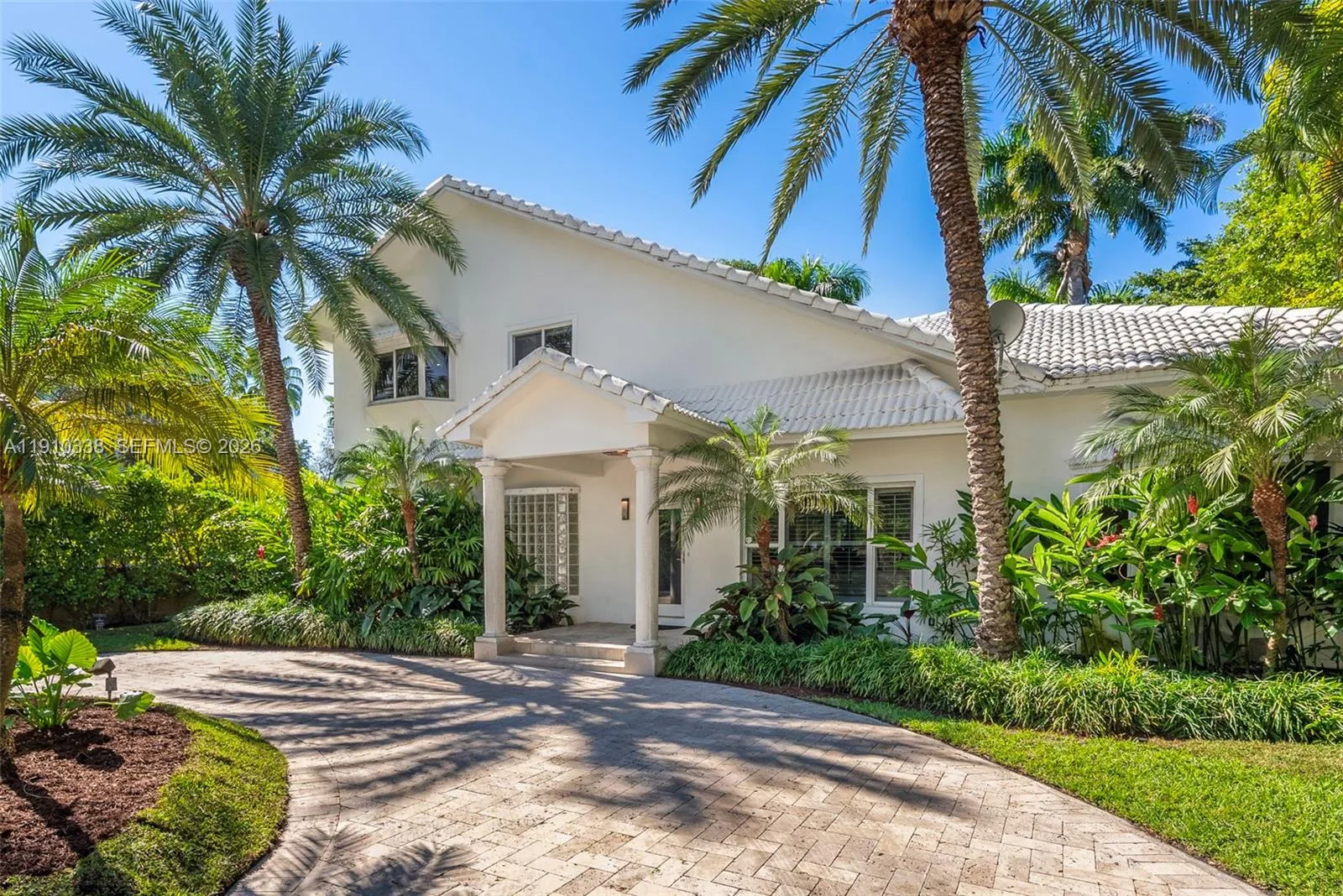 6300 Allison Rd, Miami Beach, FL 33141 photo 2