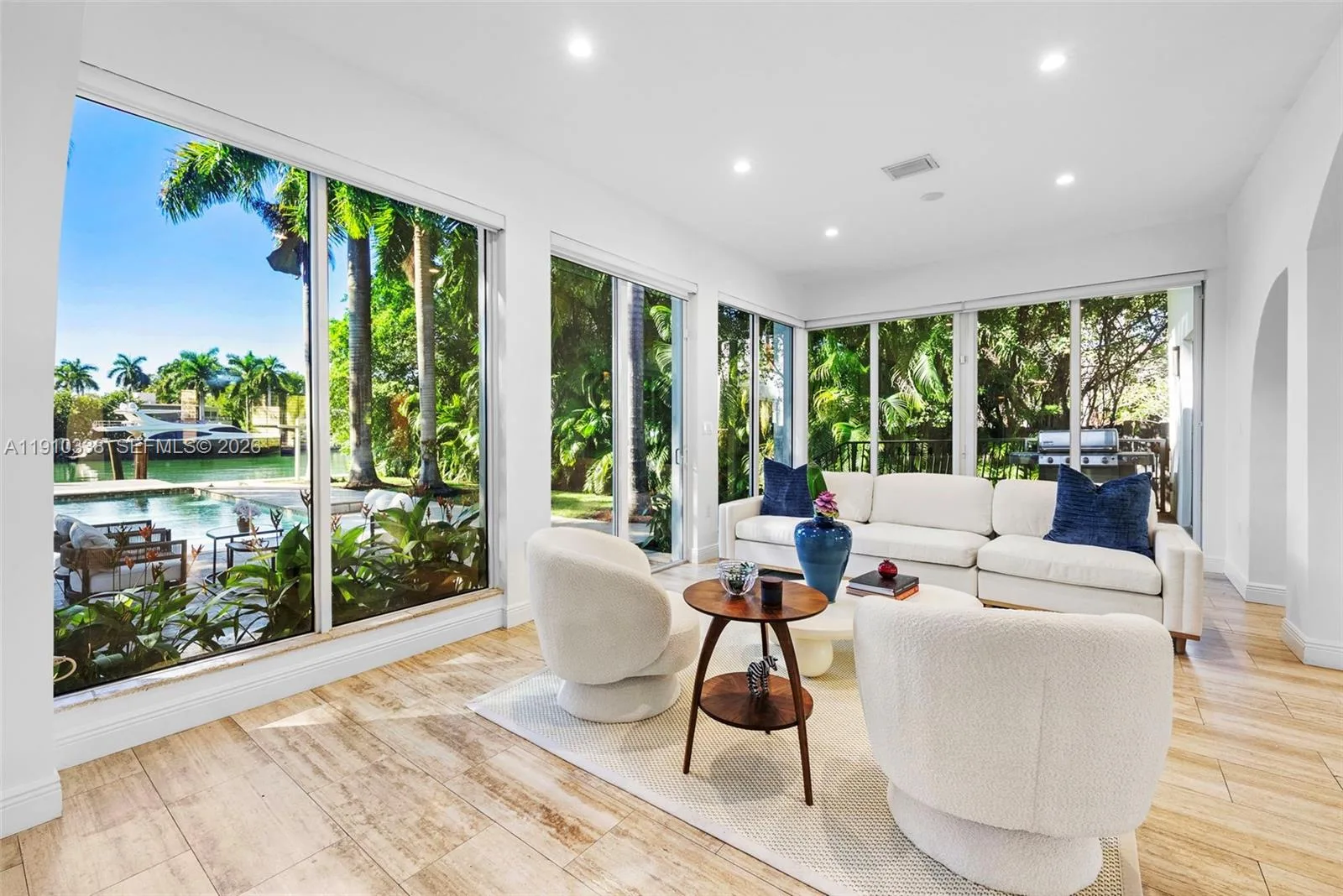 6300 Allison Rd, Miami Beach, FL 33141 photo 7