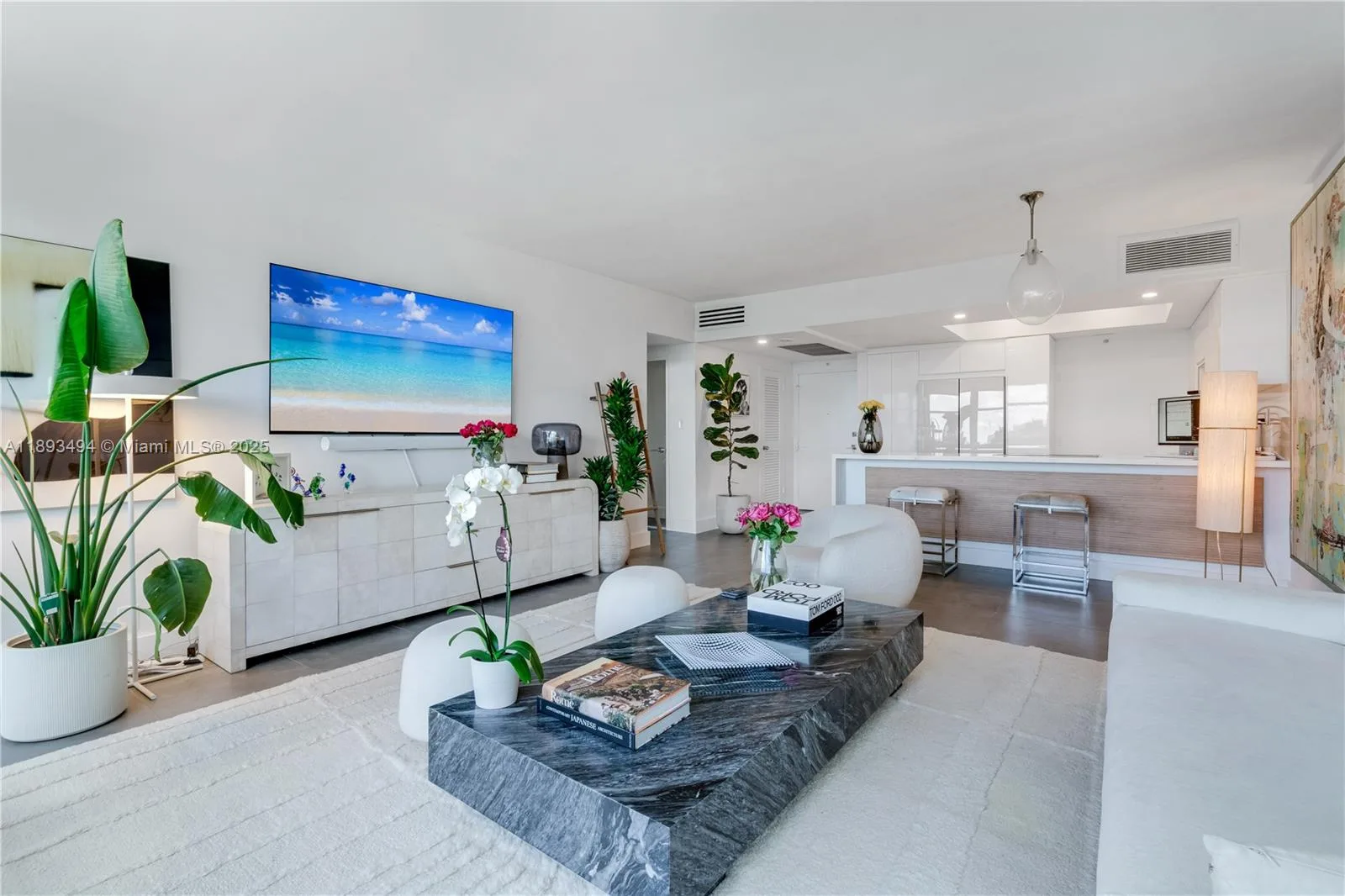20 Island Ave # 702, Miami Beach, FL 33139 photo 2