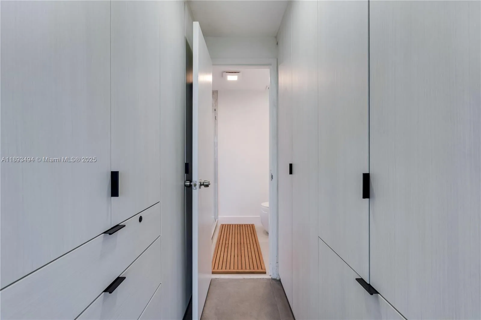 20 Island Ave # 702, Miami Beach, FL 33139 photo 7