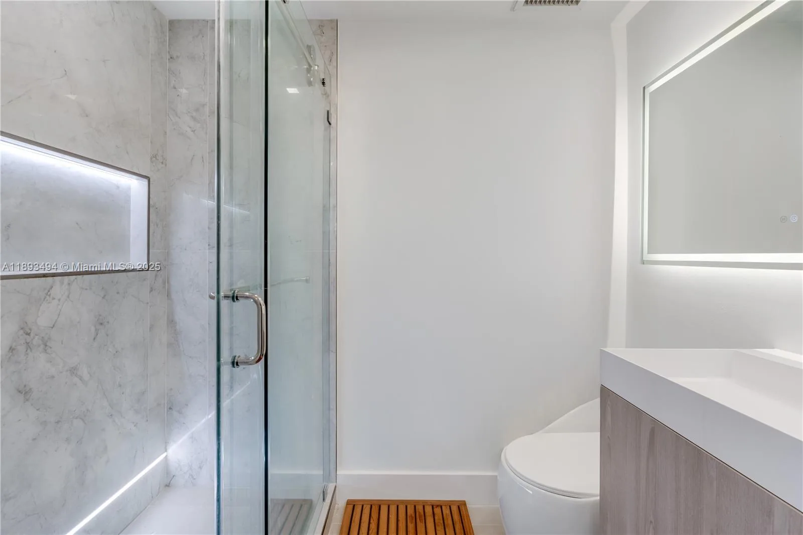 20 Island Ave # 702, Miami Beach, FL 33139 photo 8