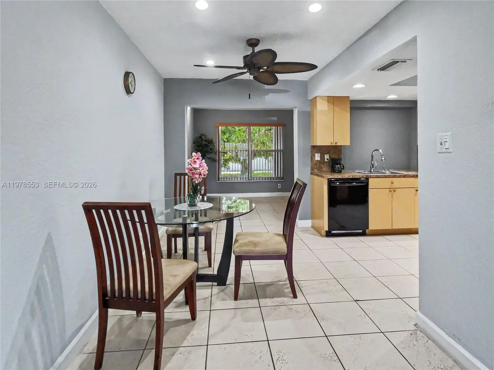6960 NW 11th Ct, Margate, FL 33063 photo 6