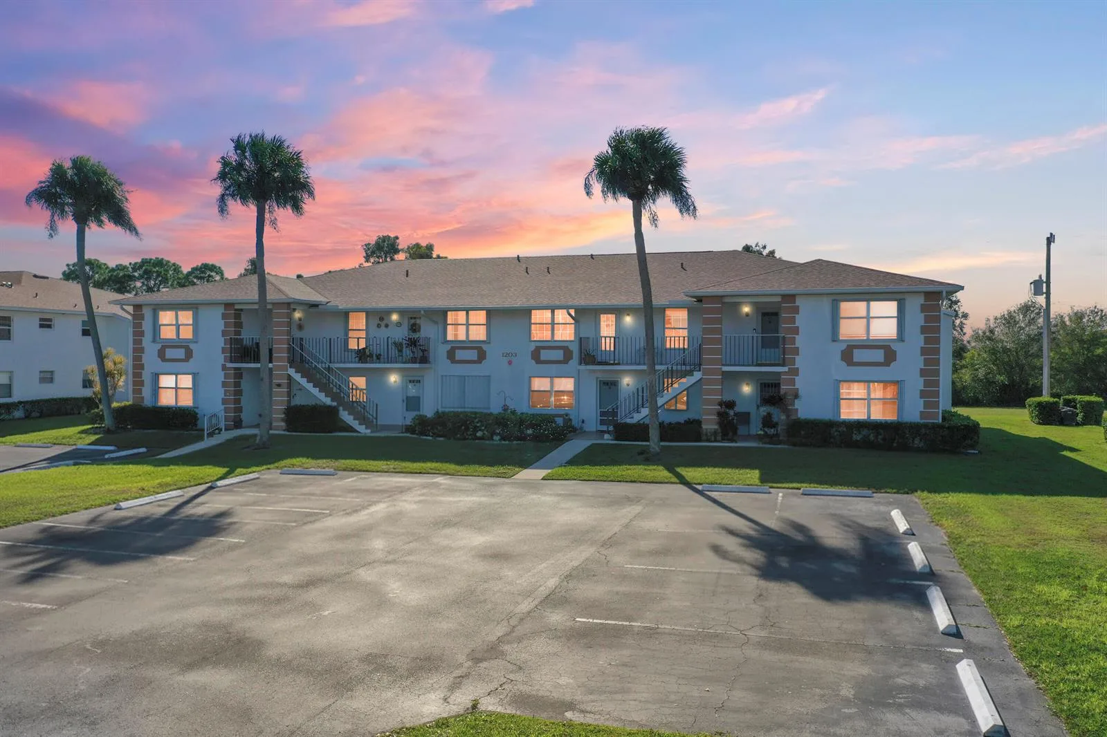 1203 S Lakes End Drive # E-2, Fort Pierce, FL 34982