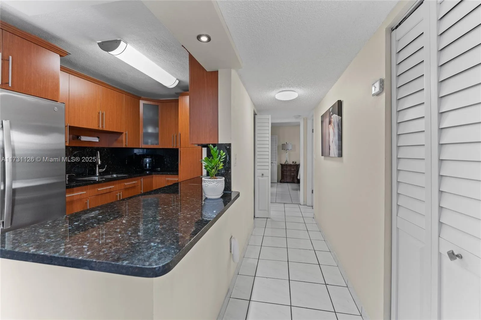 605 NW 72nd Ave # 406, Miami, FL 33126 photo 13