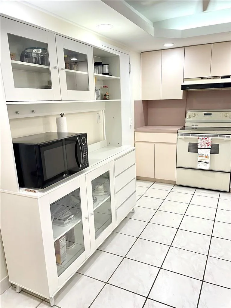 1149 HILLSBORO MILE # 304, Hillsboro Beach, FL 33062 photo 4