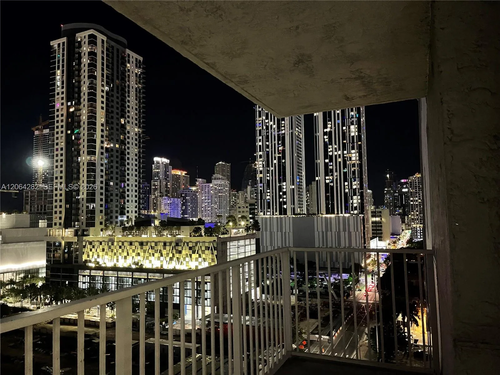 800 N Miami Ave # E-1605, Miami, FL 33136