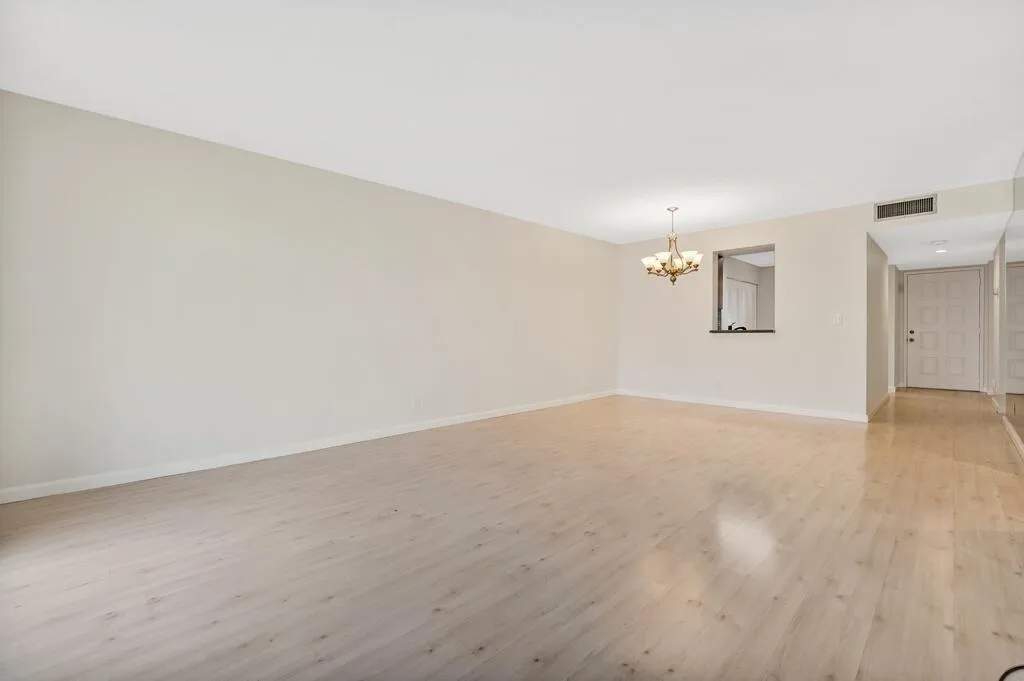 7286 Huntington Lane # 405, Delray Beach, FL 33446 photo 13