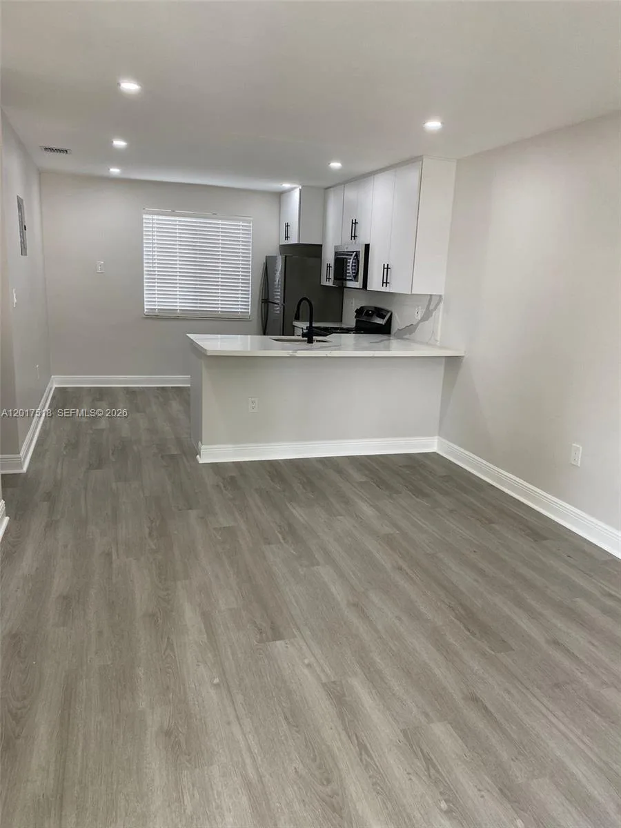 4650 W Flagler St # 3, Miami, FL 33134 photo 2