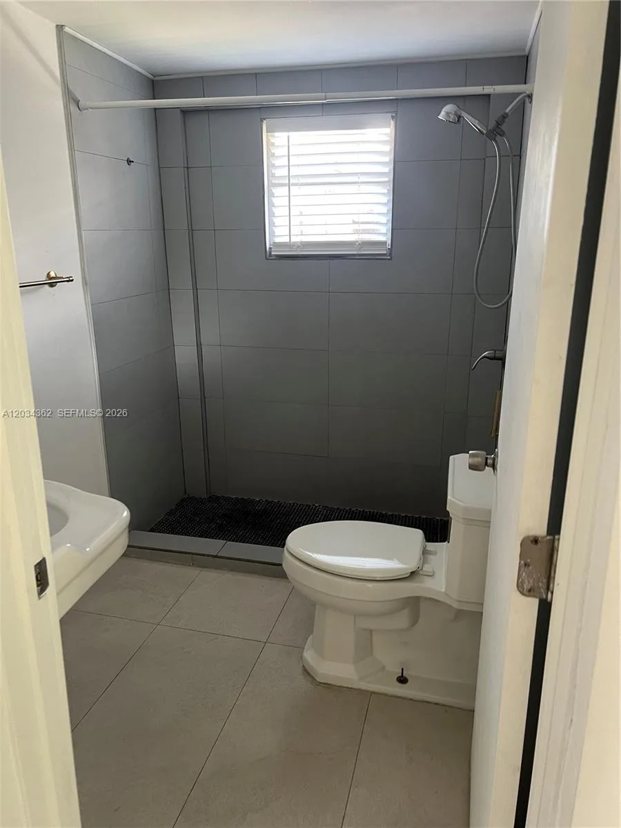 842 SW 12th Ave, Miami, FL 33130 photo 10
