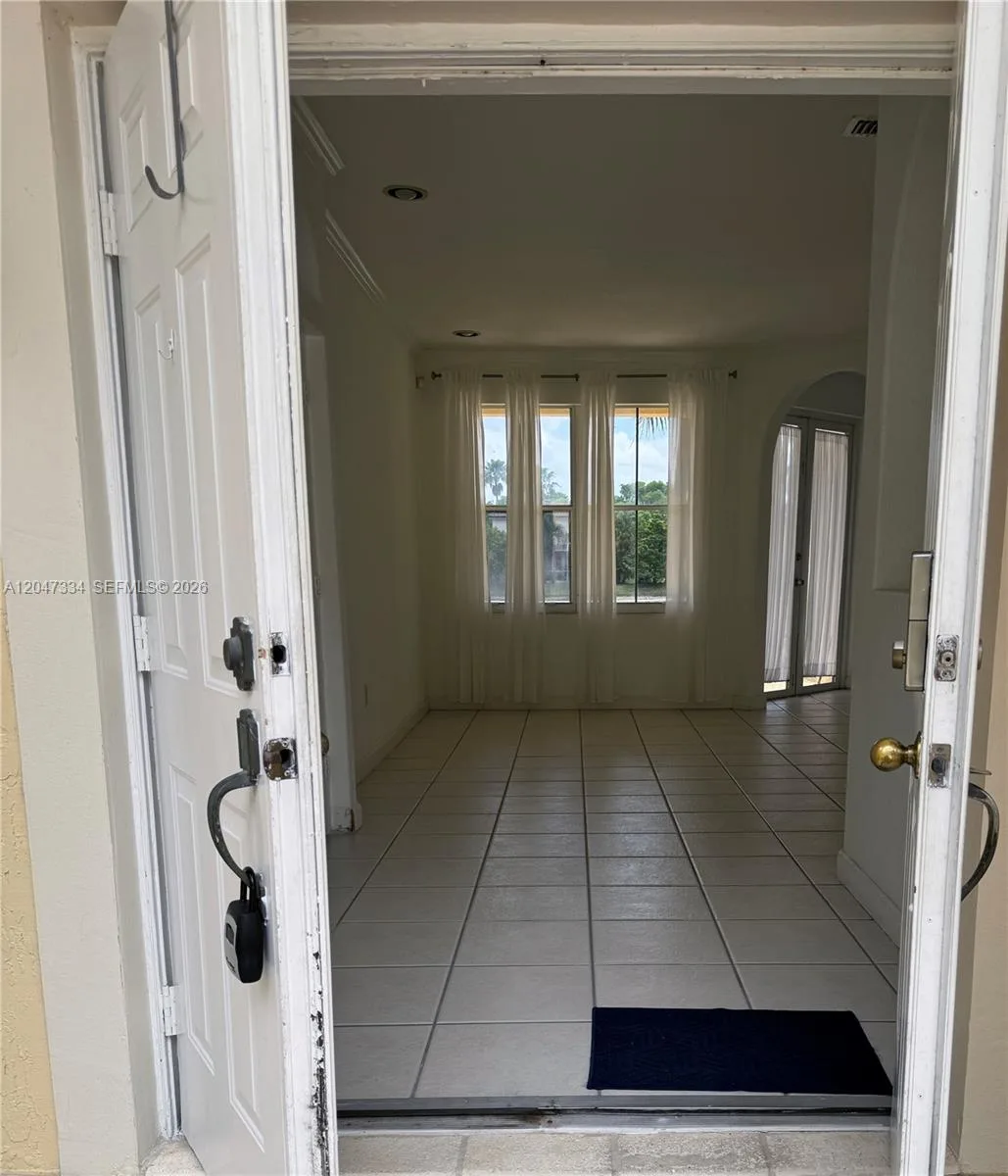3523 SW 169th Ter, Miramar, FL 33027 photo 5