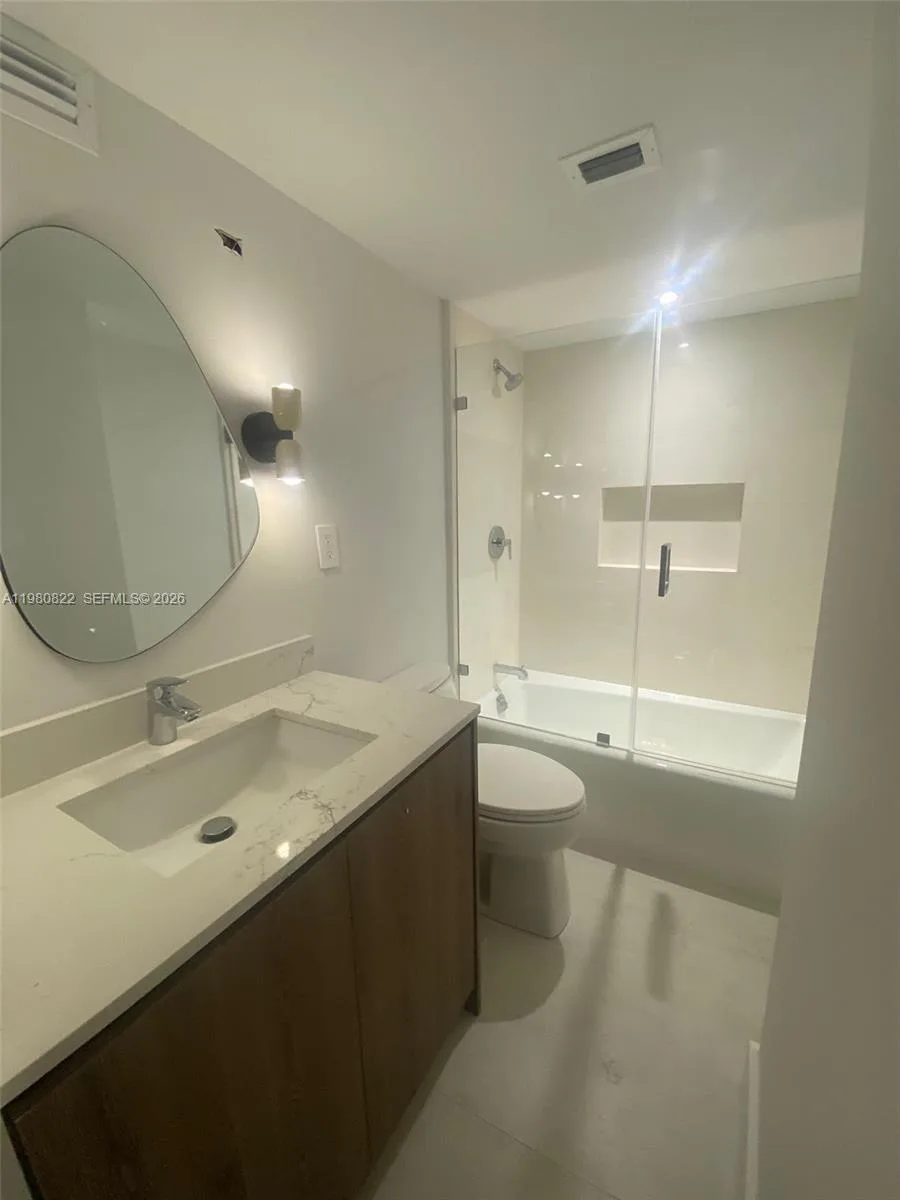 1901 Brickell Ave # B2411, Miami, FL 33129 photo 10