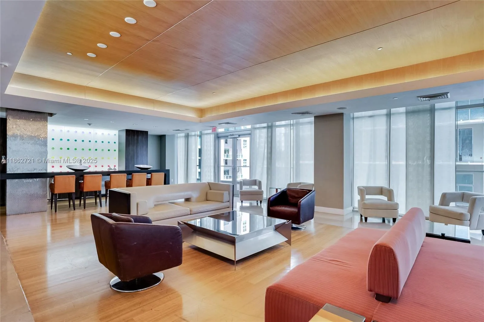 500 Brickell Ave # 2702, Miami, FL 33131 photo 13