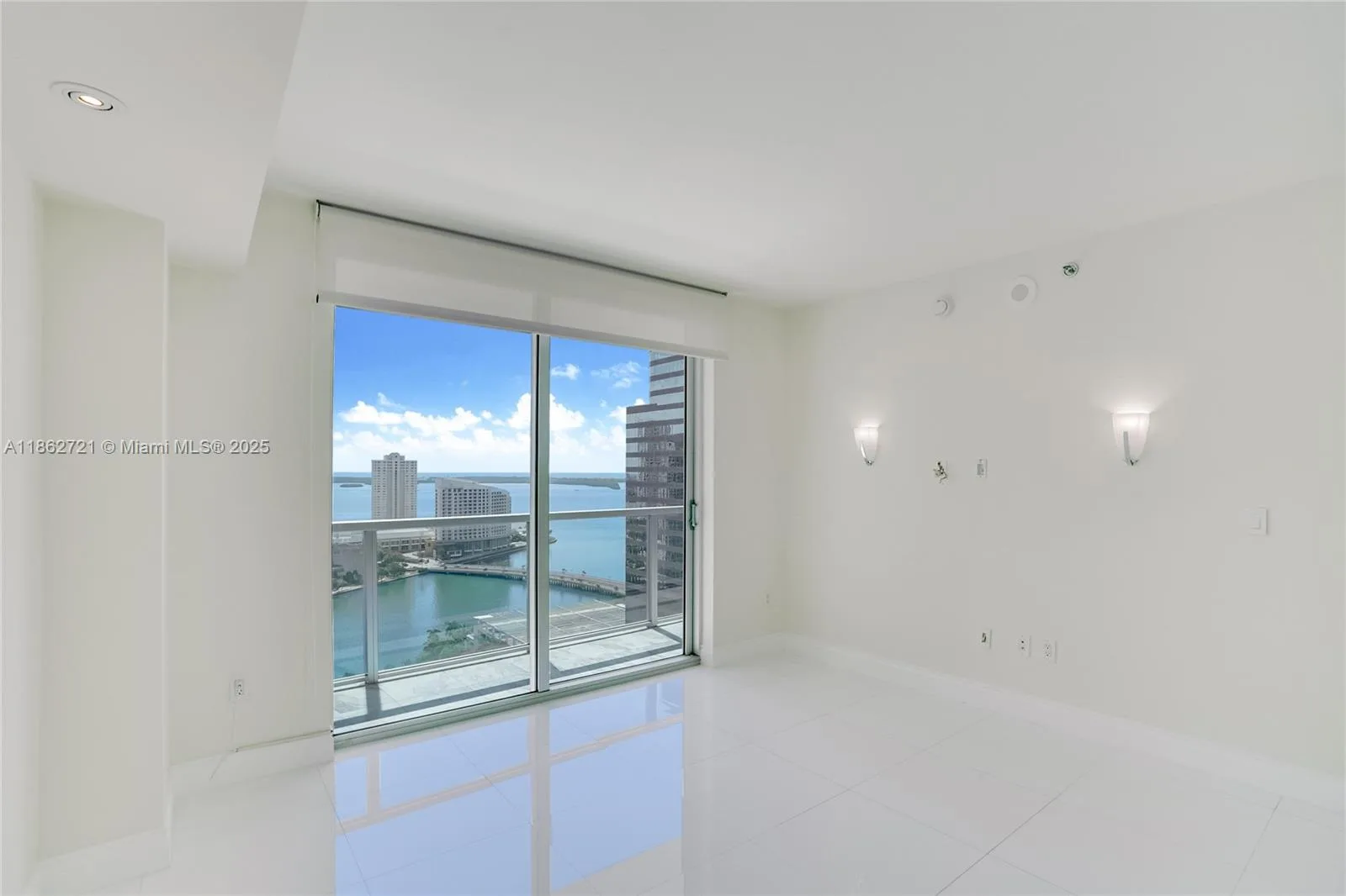 500 Brickell Ave # 2702, Miami, FL 33131 photo 7