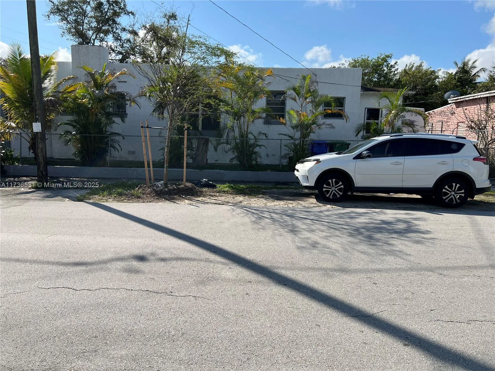 6730 NE MIAMI PL, Miami, FL 33138 photo 3