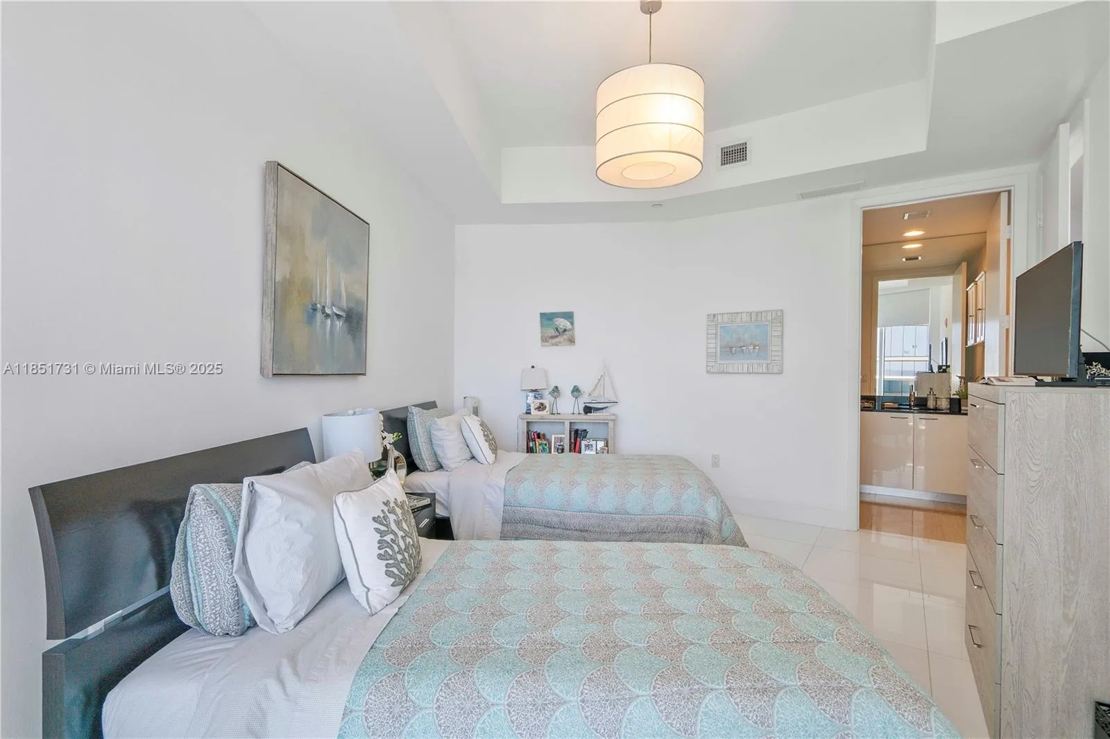15811 Collins Ave # 607, Sunny Isles Beach, FL 33160 photo 12